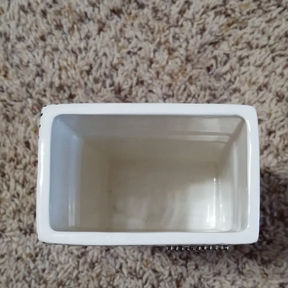 Hallmark Holder  - Picture 4 of 4